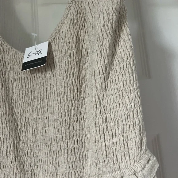 Chic Beige Jumpsuit with Bow Straps - Picture 4 of 7